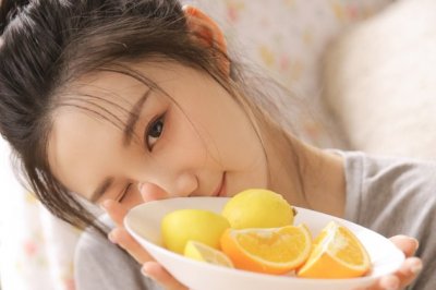 在家吃饭还是到外面吃饭 Eating Outside Or At Home