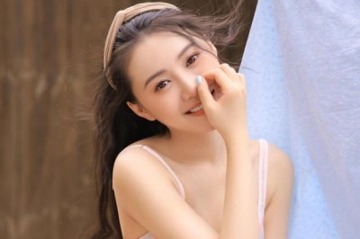 场面描写点面结合