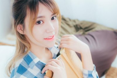 出纳员自我鉴定