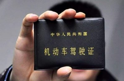简单的班主任评语