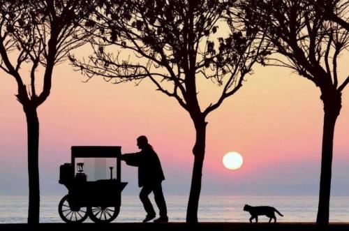 借钱是否对友谊有害？Does Borrowing Money do Harm to Friendship?
