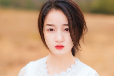 三年级暑期优秀作文：我最敬佩的人