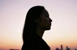 幼儿园中班音乐说课稿小树叶_含反思
